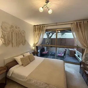Flat Nice